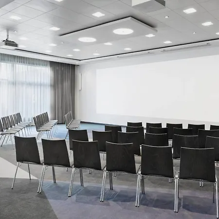 Courtyard By Marriott North Hotel Zurich