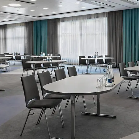 Courtyard By Marriott North Hotel Zurich