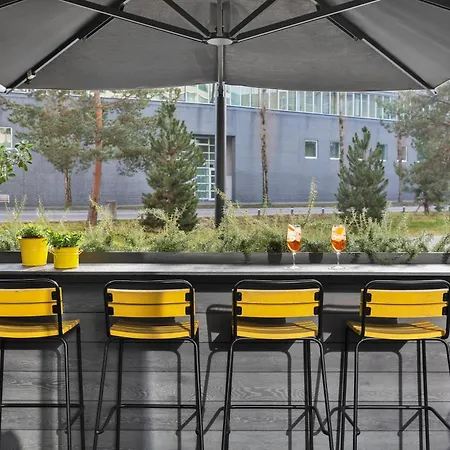 Courtyard By Marriott North Hotel 4*