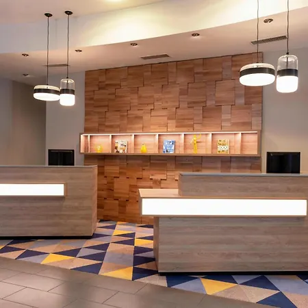 Courtyard By Marriott North Hotel Zurich