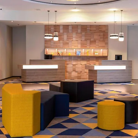 Courtyard By Marriott North 4*