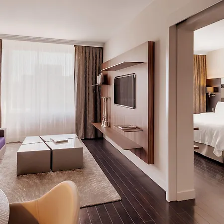Hotel Courtyard By Marriott North Zurigo
