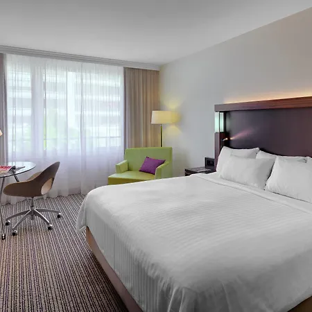 Hotel Courtyard By Marriott North