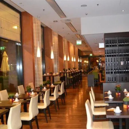 Hotel Courtyard By Marriott North