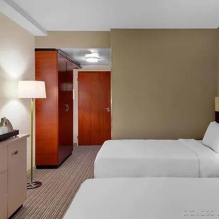 Courtyard By Marriott North 4*