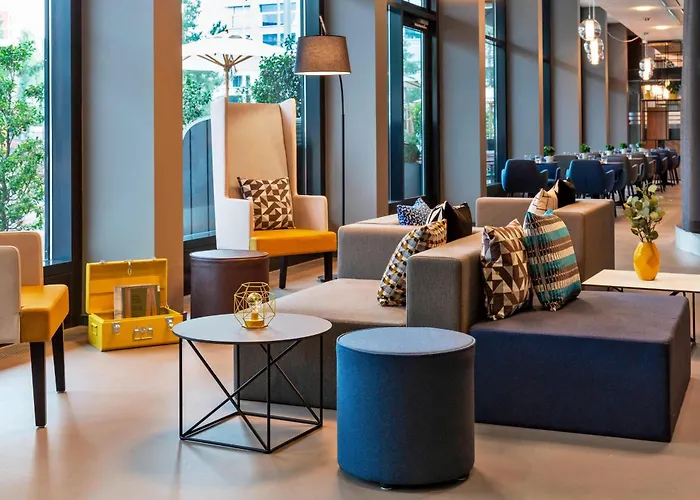 Courtyard By Marriott North Hotel 4*