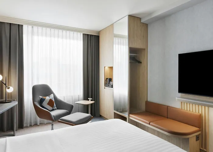 Courtyard By Marriott North Szálloda