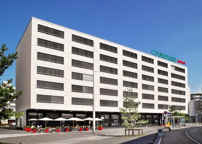 Szálloda Courtyard By Marriott North