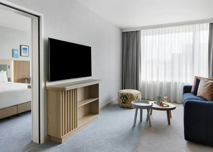 Courtyard By Marriott North