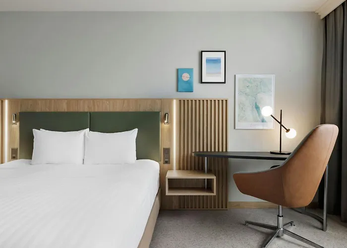 Courtyard By Marriott North Hotel 4*