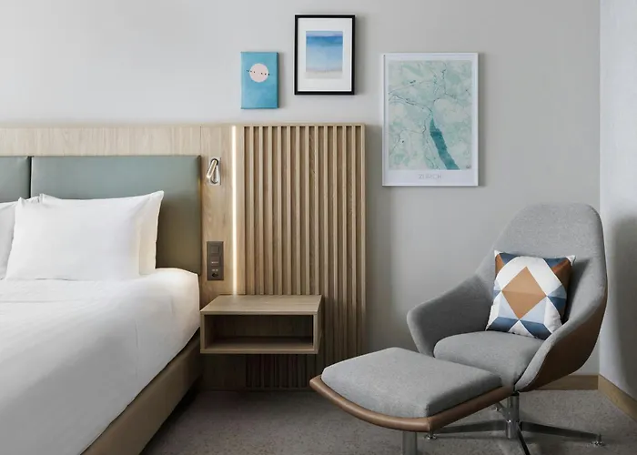 Courtyard By Marriott North 4* Zúrich